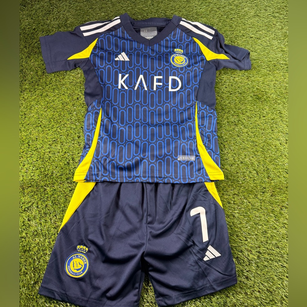 Al Nassr FC Ronaldo kids soccer kit.